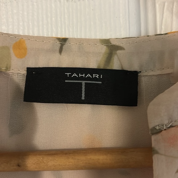 Xs tahari blouse - Picture 2 of 4